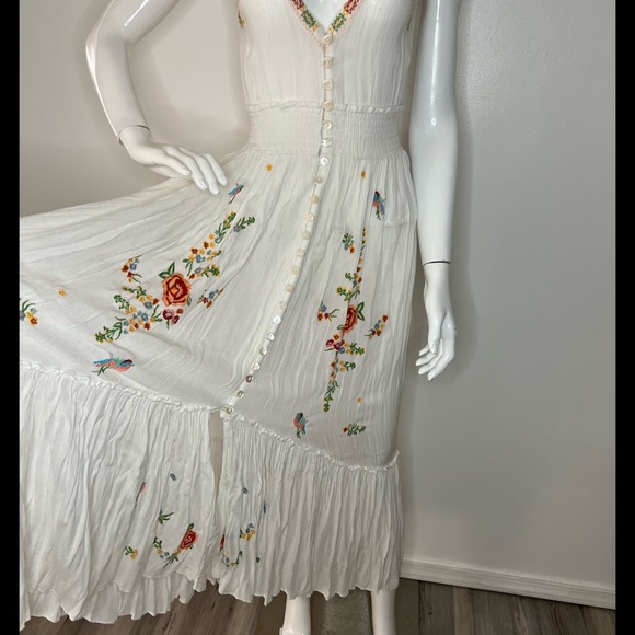 Z&L Flowers and Birds Embroidery Boho Dress - Picture 5 of 10